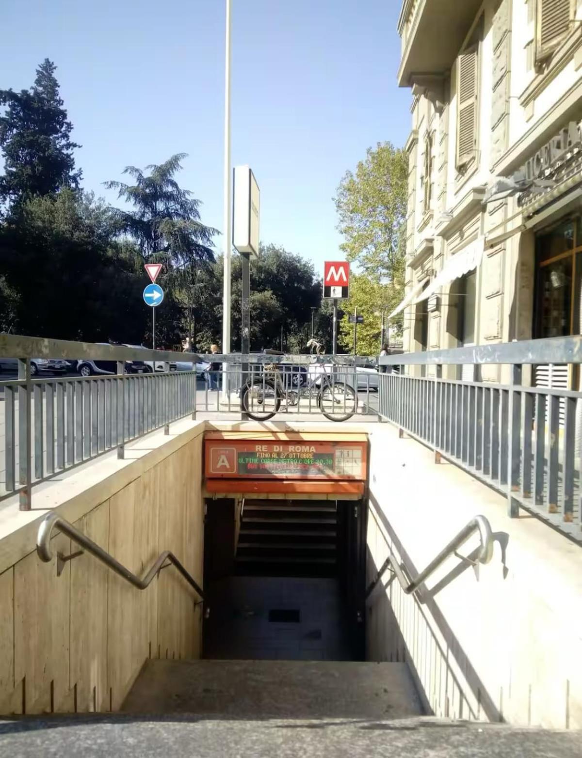 Re Di Living -bilocale- * Roma